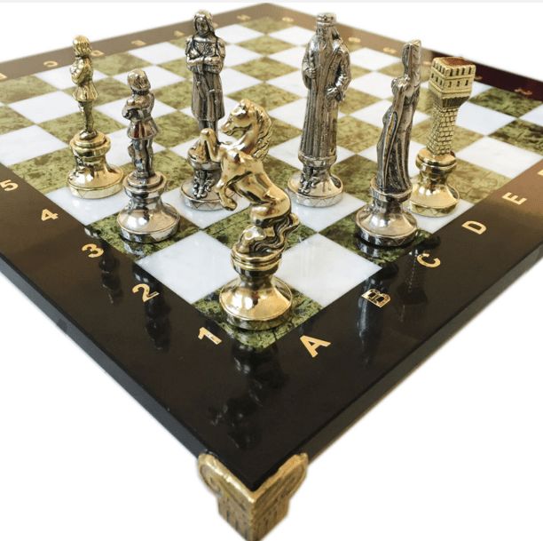 Где лучшие заказать сувенирные шахматы?